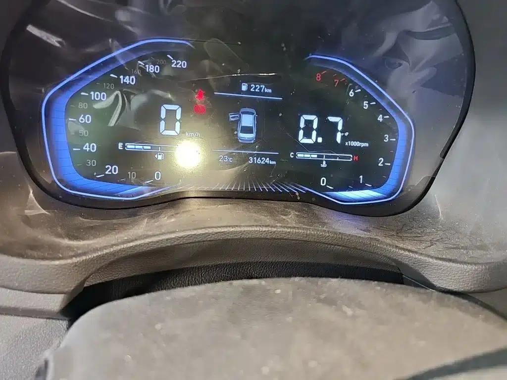 2020 Hyundai Verna 1.4L Manual GLS Cool Edition — миниатюра 9