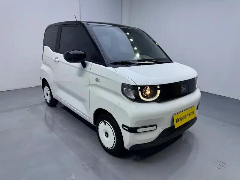 Ice Cream 2023 Rear-Wheel Drive 4-Seat Pure Electric Factory Custom Edition — миниатюра 3