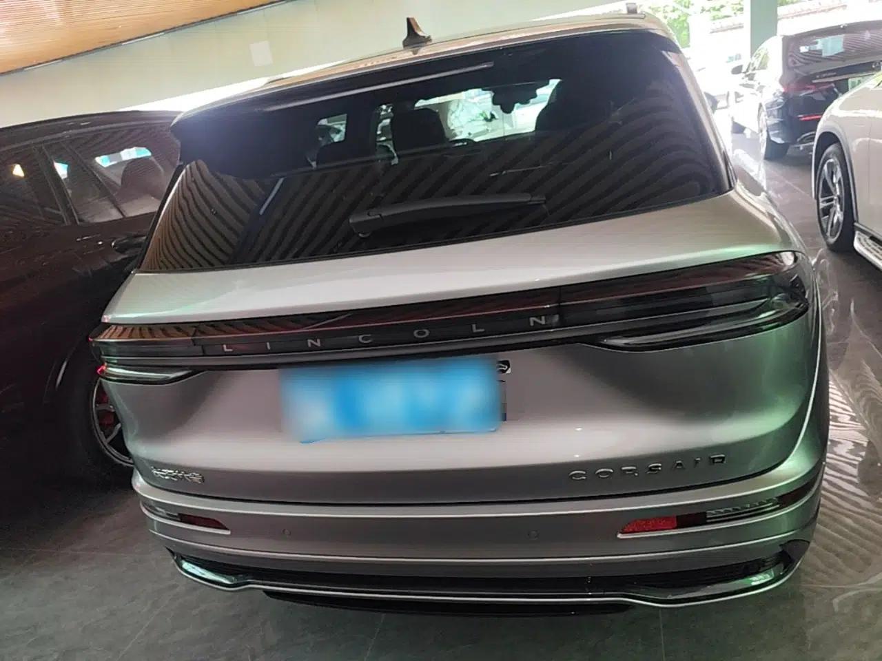 Lincoln Corsair 2024 1.5T Two-Wheel Drive Deluxe Hybrid Version — миниатюра 5