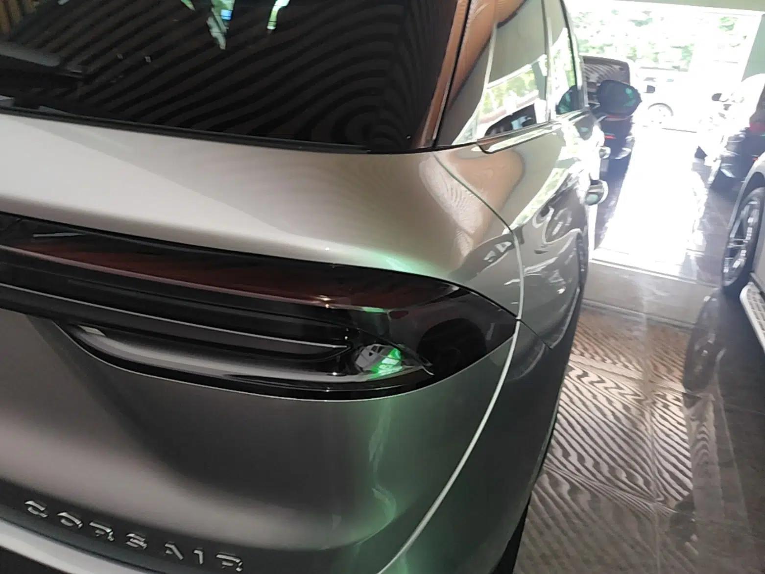 Lincoln Corsair 2024 1.5T Two-Wheel Drive Deluxe Hybrid Version — миниатюра 9