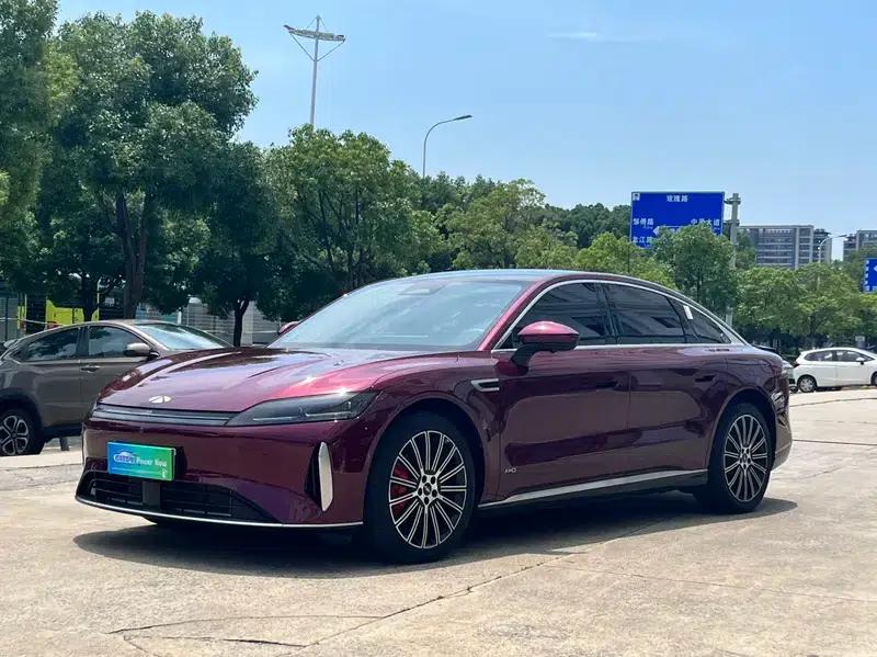 Fengyun A9L 2025 Glory 4WD High-Performance Edition — миниатюра 1