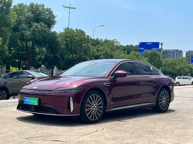 Fengyun A9L 2025 Glory 4WD High-Performance Edition
