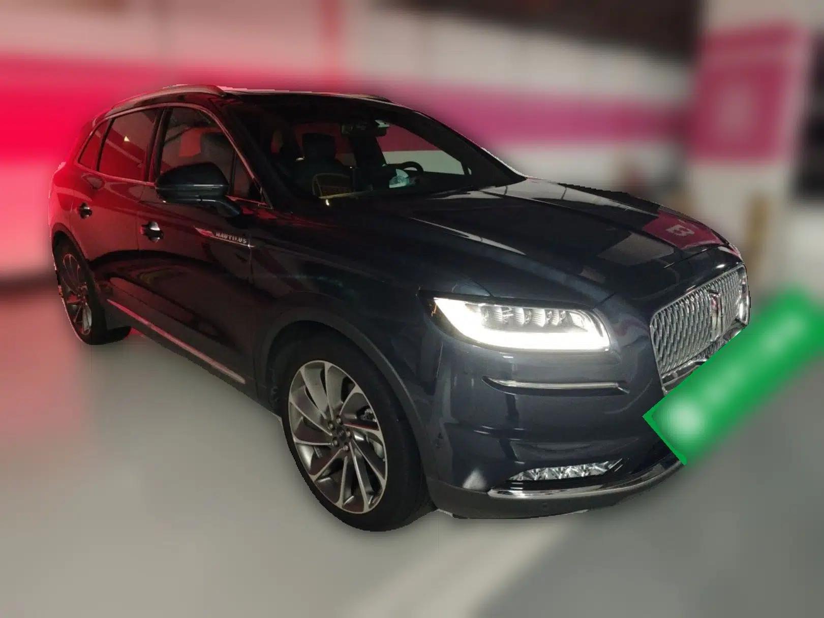 Lincoln Nautilus 2021 2.7T Four-Wheel Drive Prestige Edition — миниатюра 3