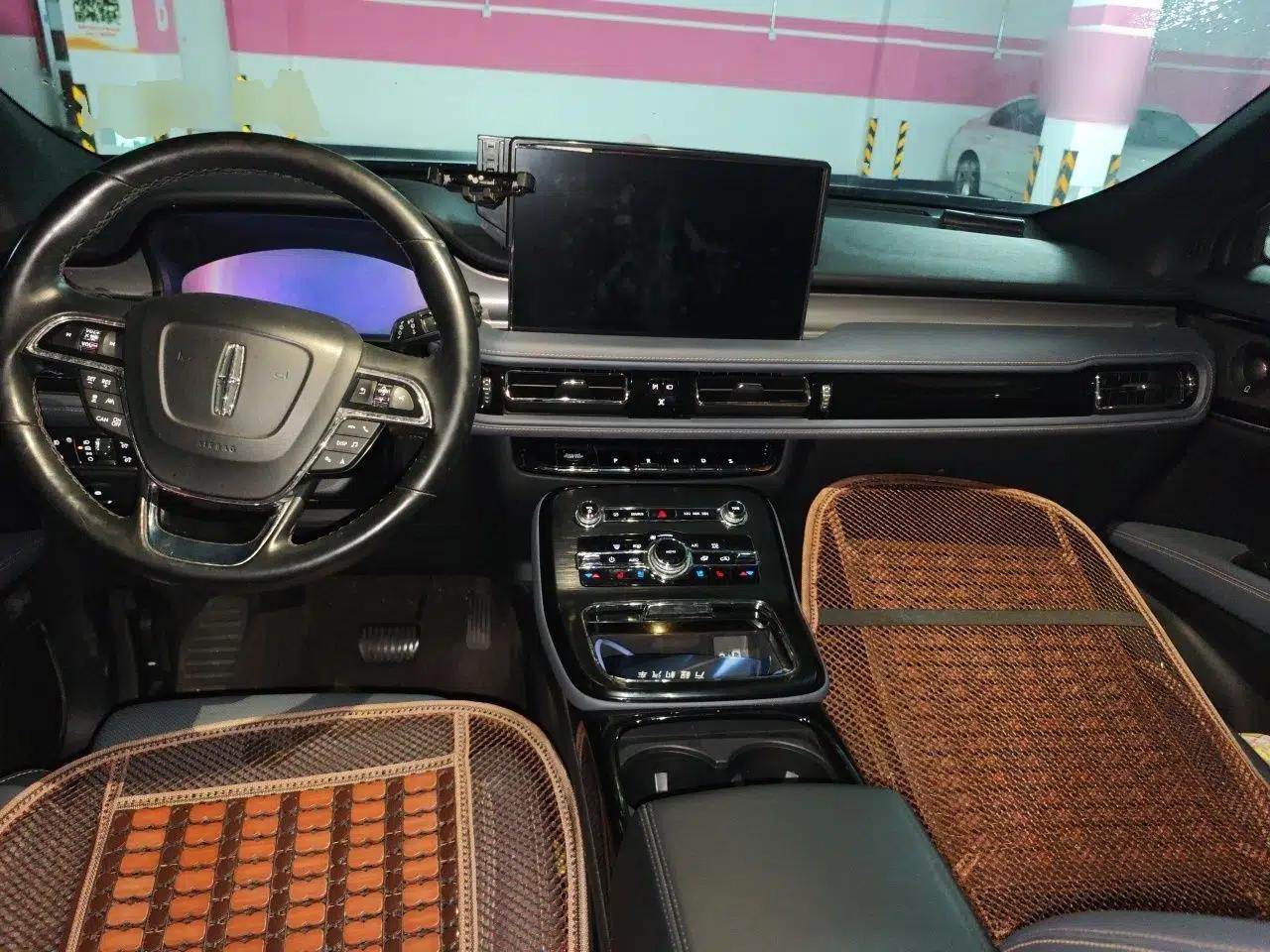 Lincoln Nautilus 2021 2.7T Four-Wheel Drive Prestige Edition — миниатюра 9