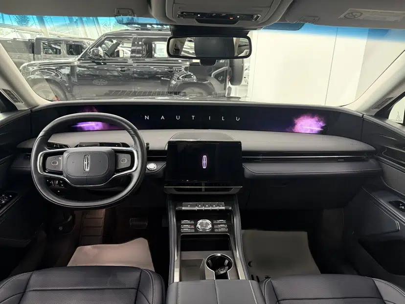 Lincoln Nautilus 2023 2.0T All-Wheel-Drive Luxury Edition — миниатюра 13
