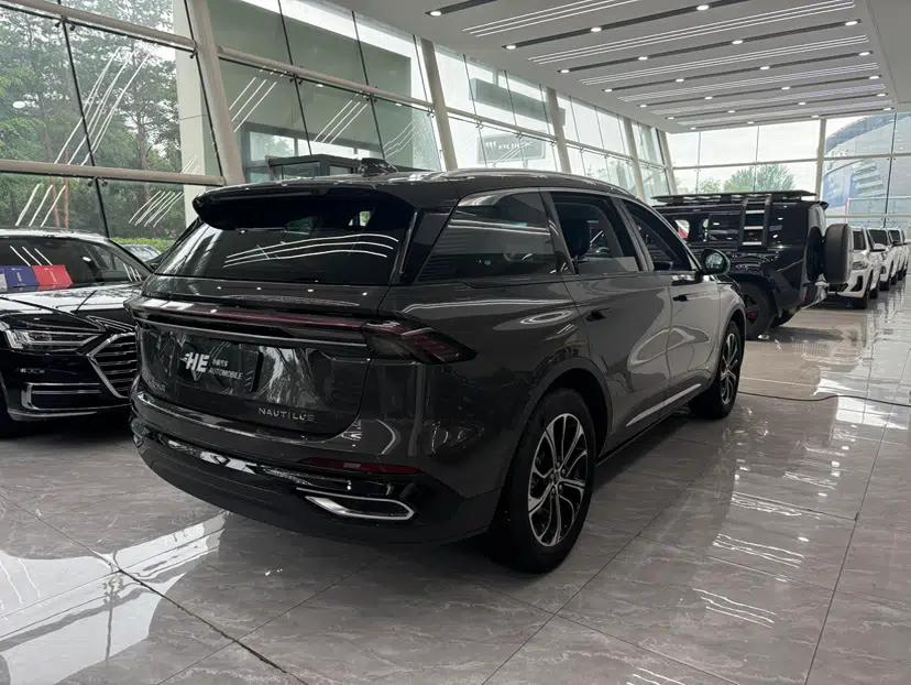 Lincoln Nautilus 2023 2.0T All-Wheel-Drive Luxury Edition — миниатюра 6