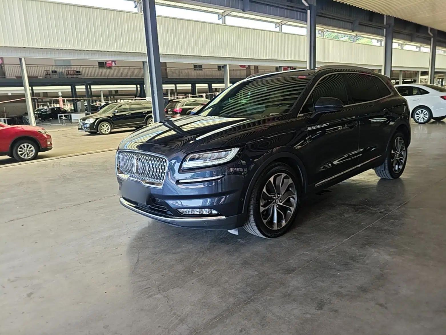 Lincoln Nautilus 2021 2.0T Four-Wheel Drive Luxury Edition — миниатюра 1
