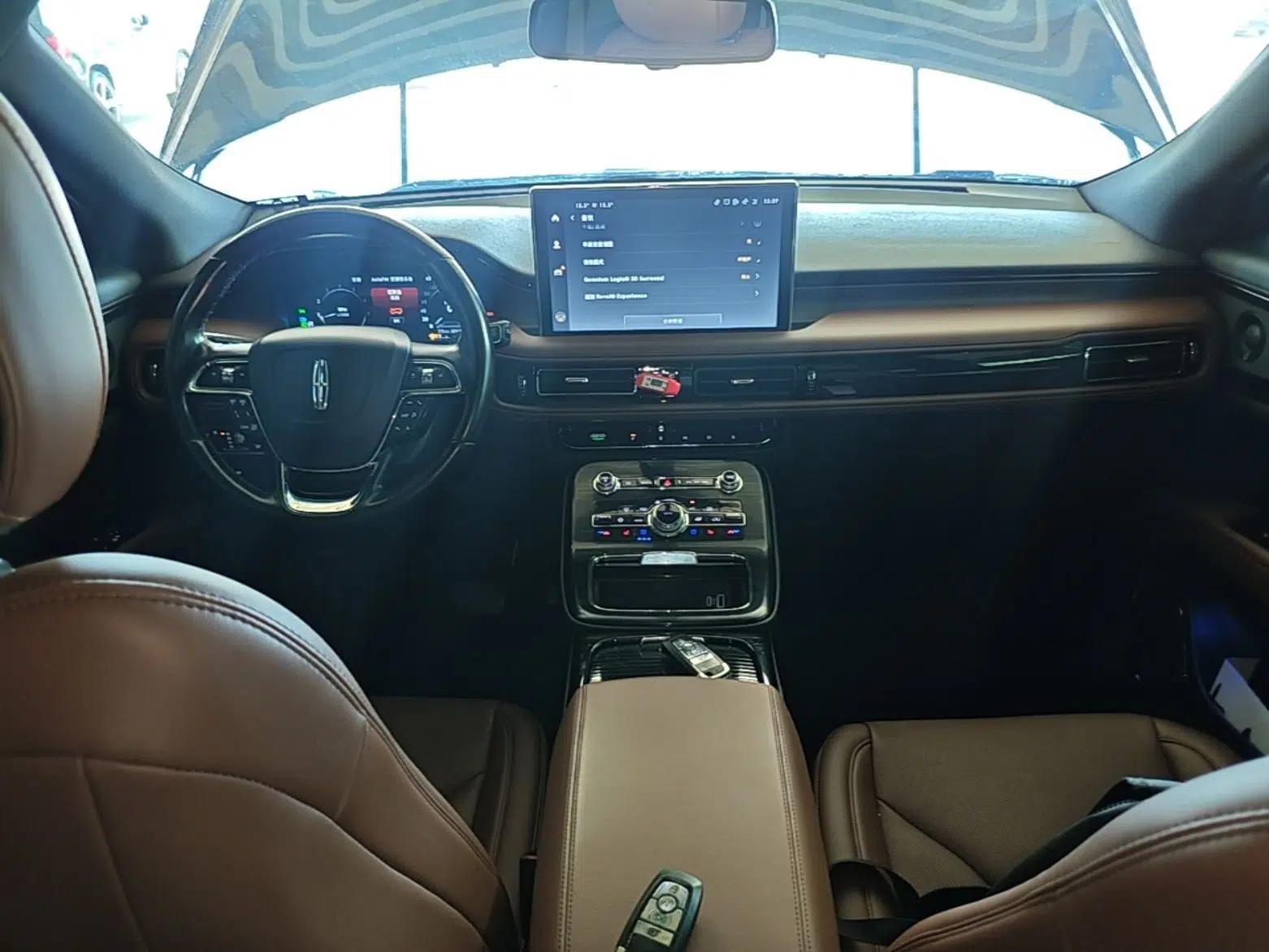 Lincoln Nautilus 2021 2.0T Four-Wheel Drive Luxury Edition — миниатюра 17