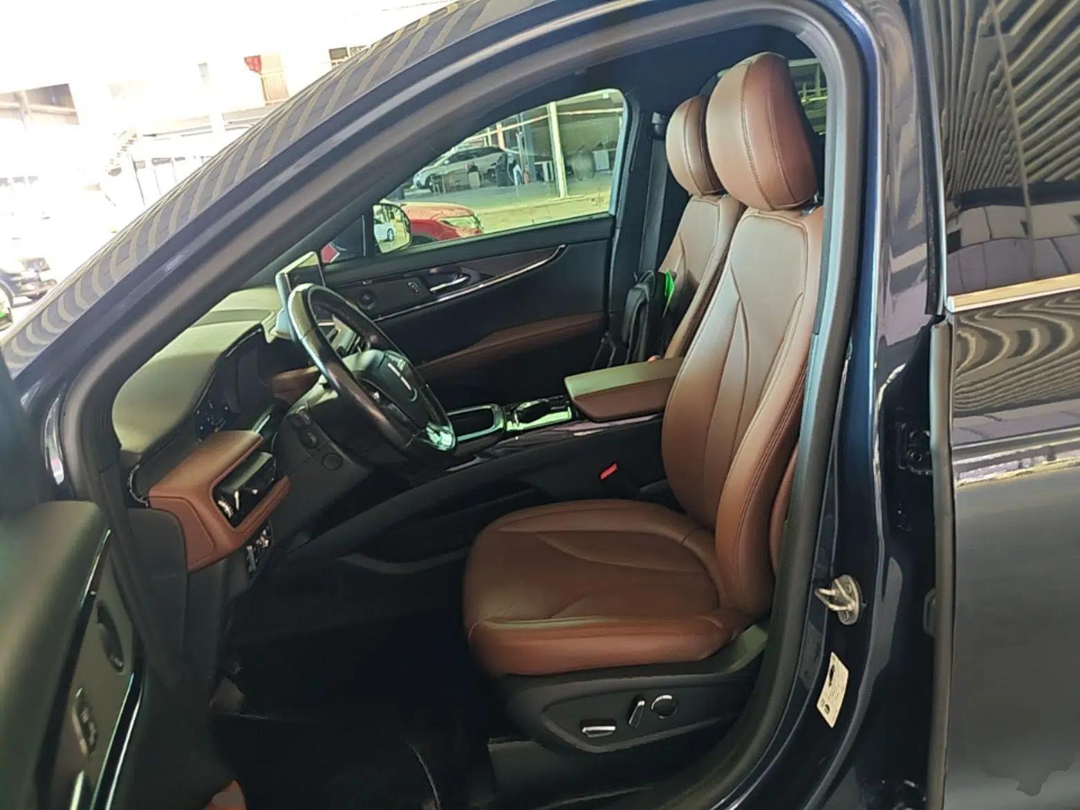 Lincoln Nautilus 2021 2.0T Four-Wheel Drive Luxury Edition — миниатюра 22