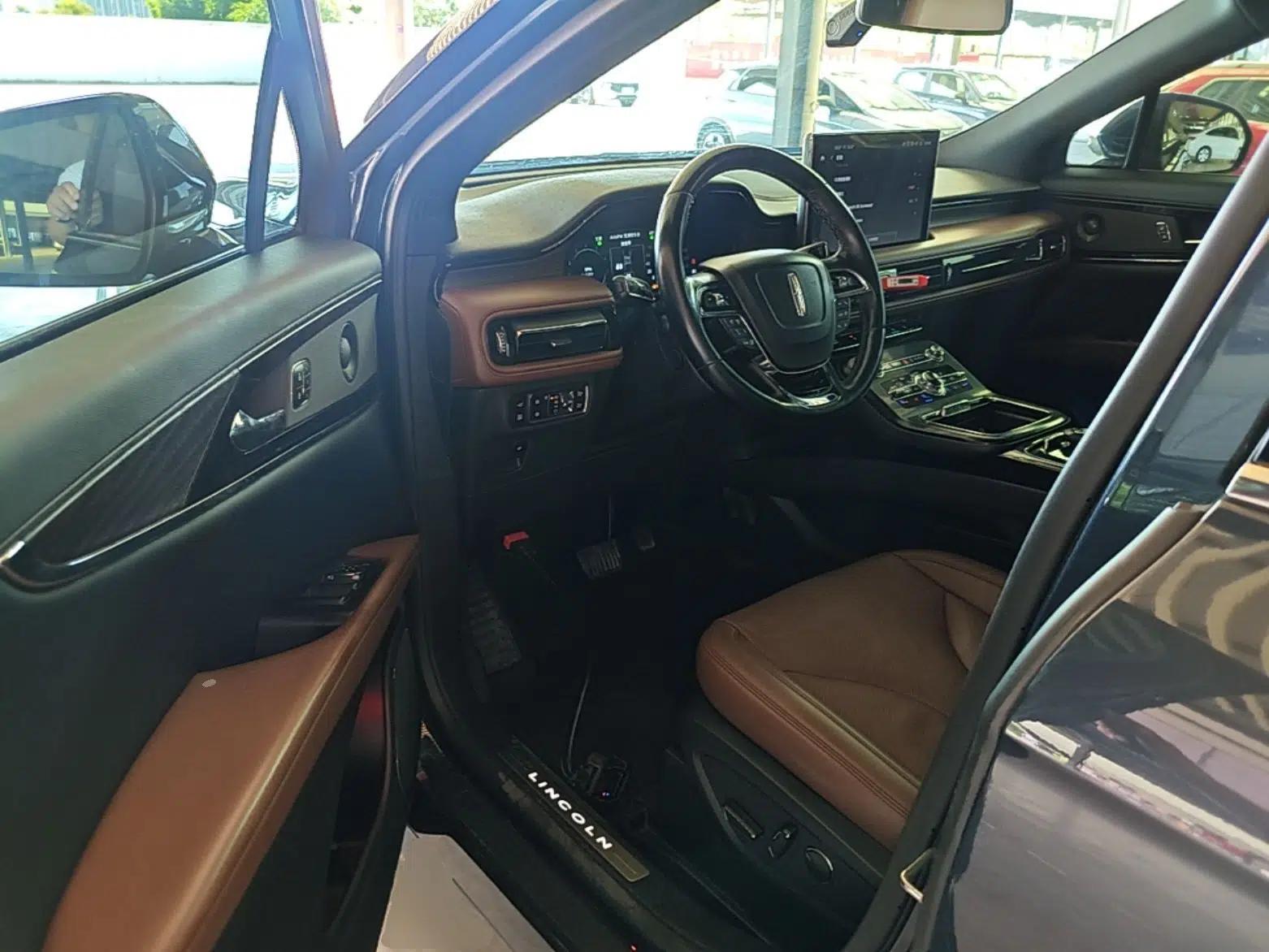 Lincoln Nautilus 2021 2.0T Four-Wheel Drive Luxury Edition — миниатюра 23