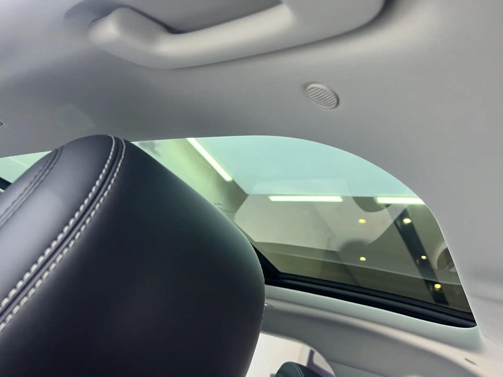 Lincoln Nautilus 2023 2.0T Four-Wheel Drive Luxury Edition — миниатюра 16