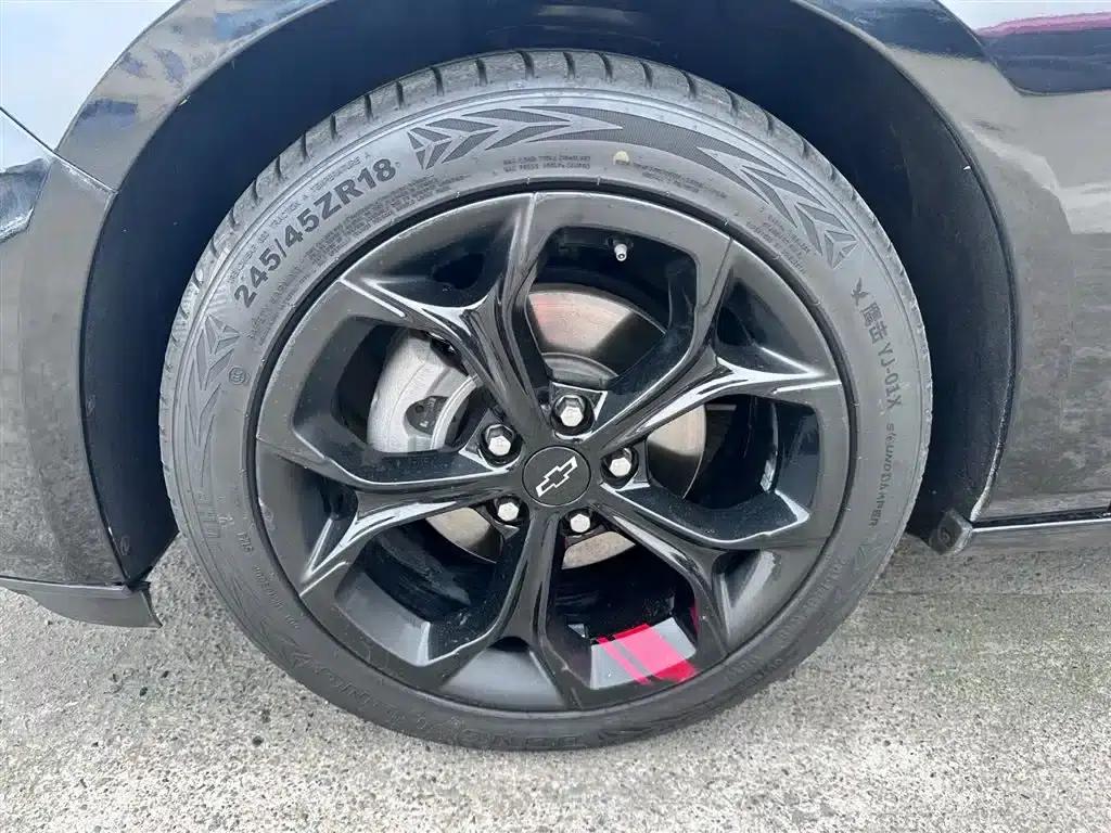 2021 Chevrolet Malibu XL Redline 550T Automatic Sport Edition — миниатюра 5