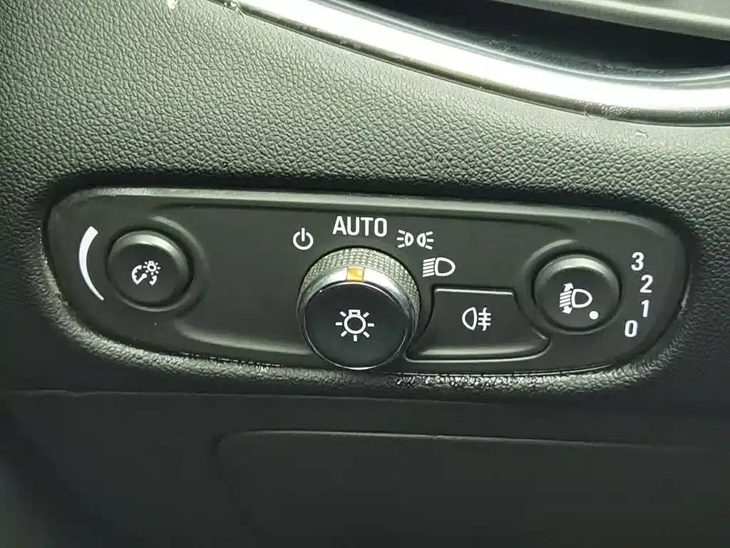 Chevrolet Malibu XL 2022 535T Automatic Sport Edition — миниатюра 21