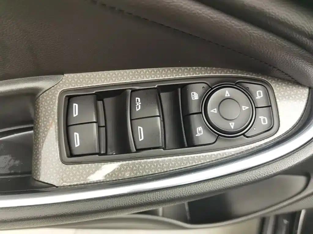 Chevrolet Malibu XL 2022 535T Automatic Sport Edition — миниатюра 9