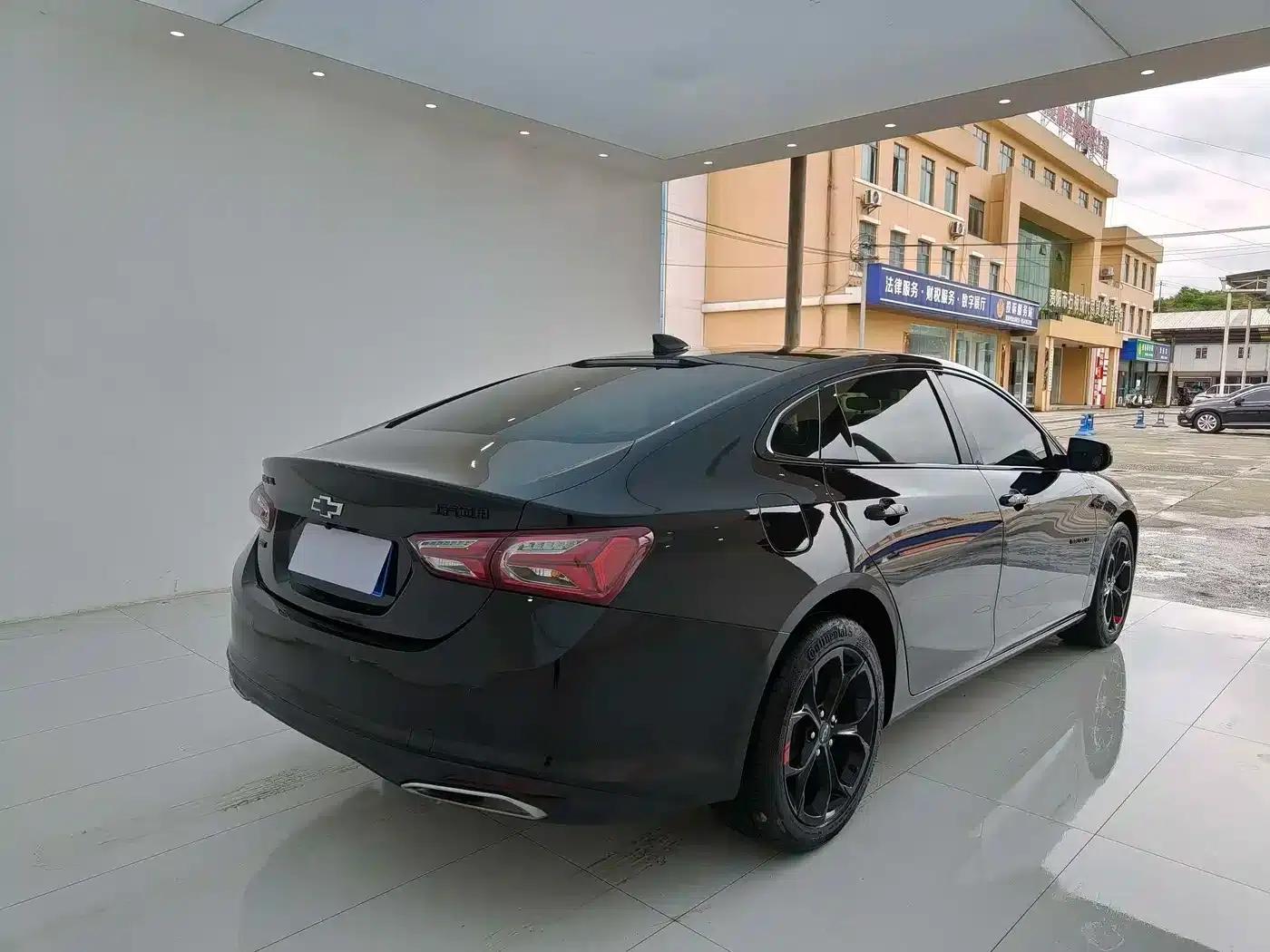 2021 Chevrolet Malibu XL Redline 550T Automatic Sport Edition — миниатюра 14