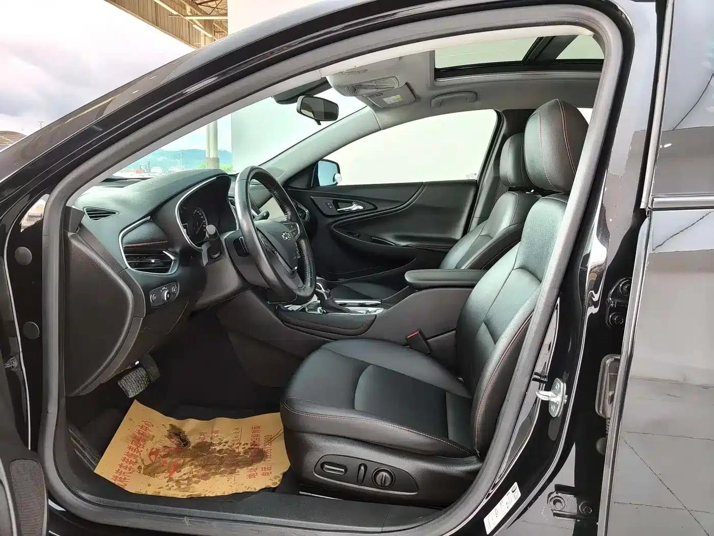 2021 Chevrolet Malibu XL Redline 550T Automatic Sport Edition — миниатюра 4