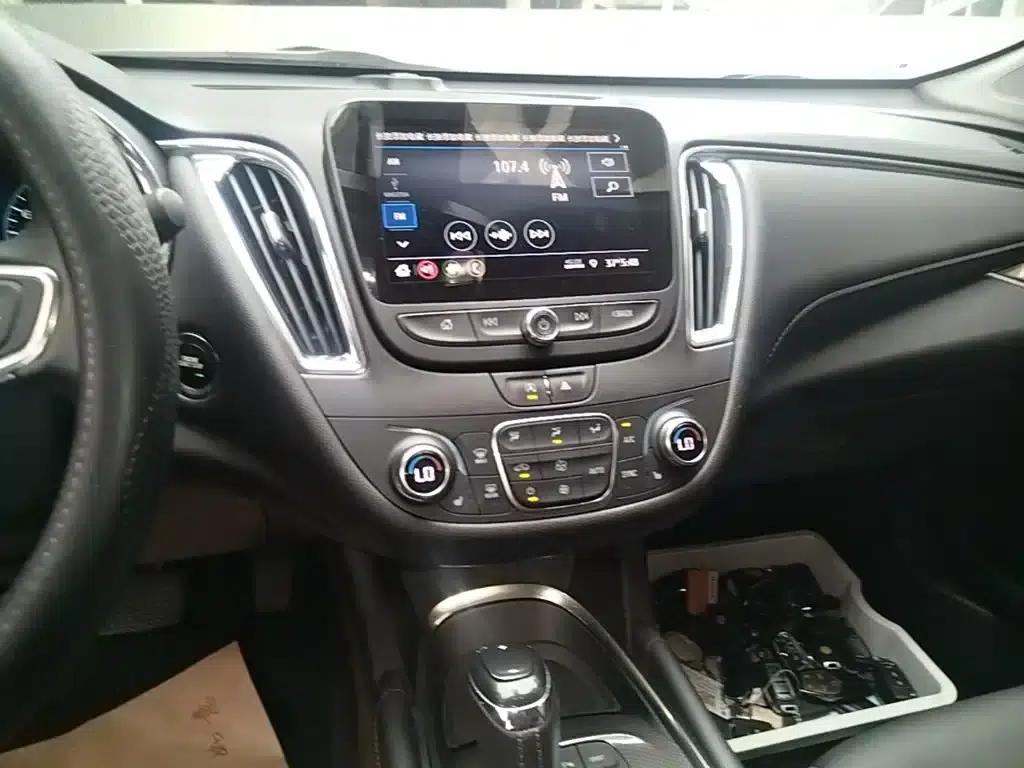 2020 Chevrolet Malibu XL Redline 550T Automatic Sport Edition — миниатюра 13