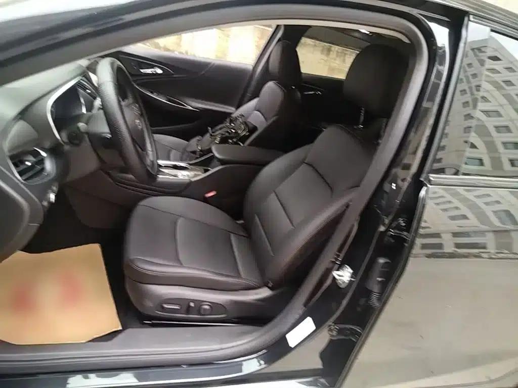 2020 Chevrolet Malibu XL Redline 550T Automatic Sport Edition — миниатюра 15