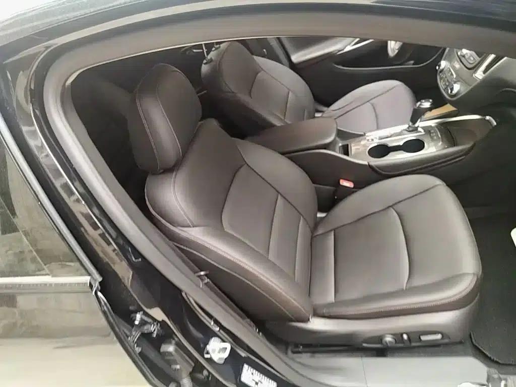 2020 Chevrolet Malibu XL Redline 550T Automatic Sport Edition — миниатюра 25