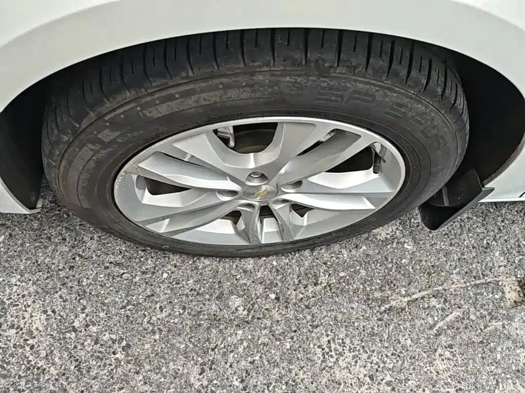2018 Chevrolet Malibu XL 530T Automatic Elite Edition — миниатюра 23