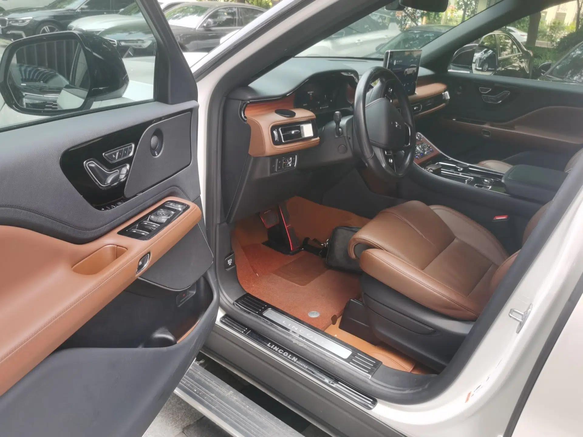 Lincoln Aviator 2021 3.0T V6 Four-Wheel Drive Zunya Edition — миниатюра 16