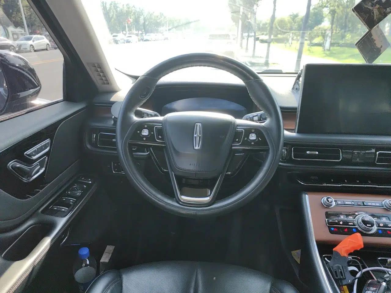 Lincoln Aviator 2021 3.0T V6 Four-Wheel Drive Luxury Edition — миниатюра 10