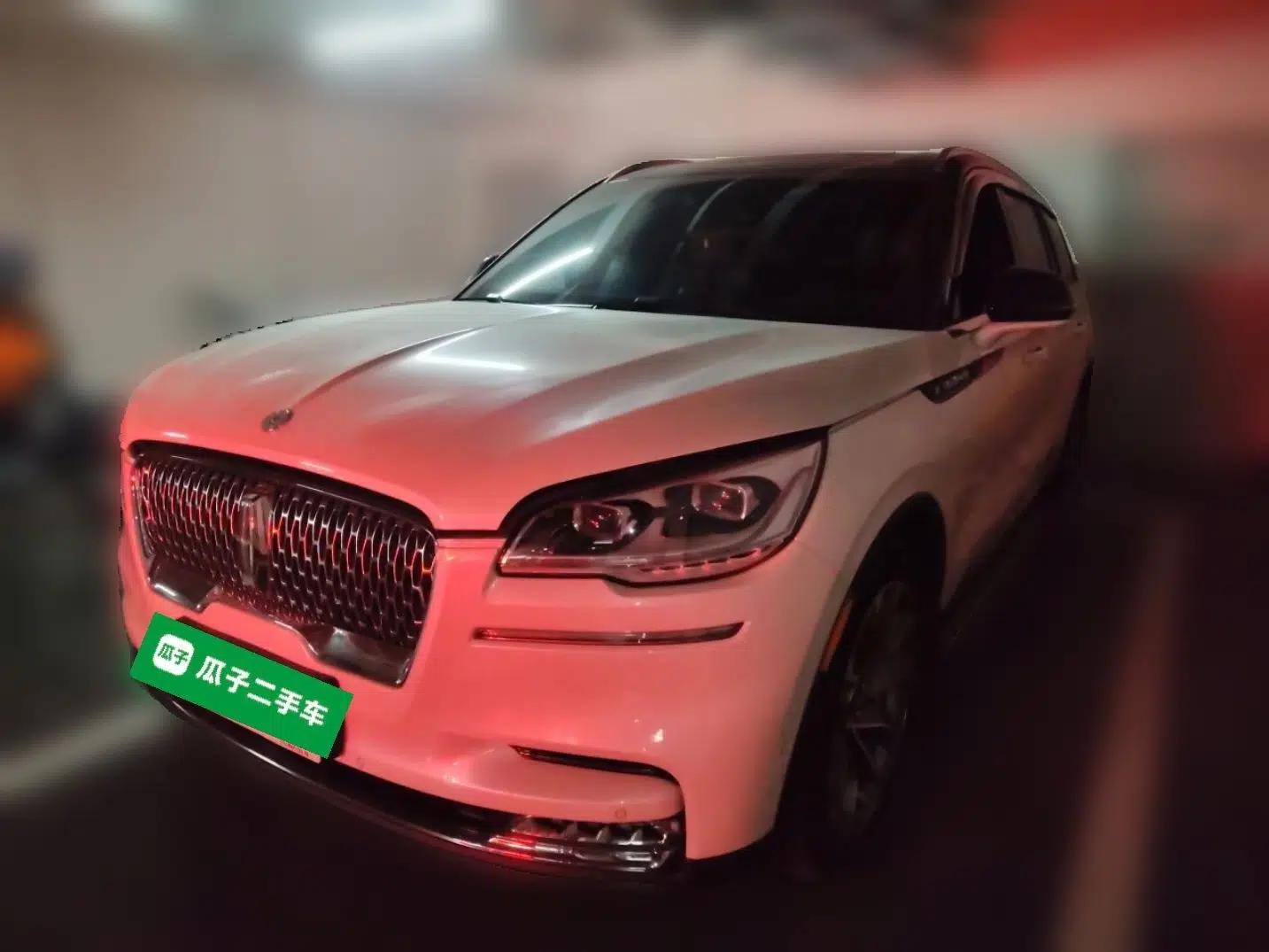 Lincoln Aviator 2020 3.0T V6 All-Wheel Drive Executive Version — миниатюра 1