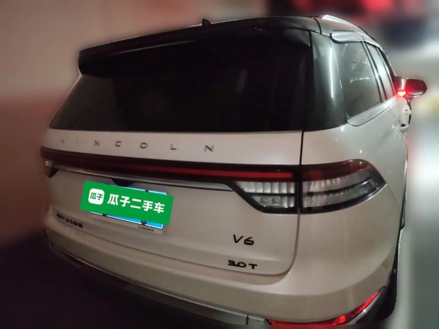 Lincoln Aviator 2020 3.0T V6 All-Wheel Drive Executive Version — миниатюра 5