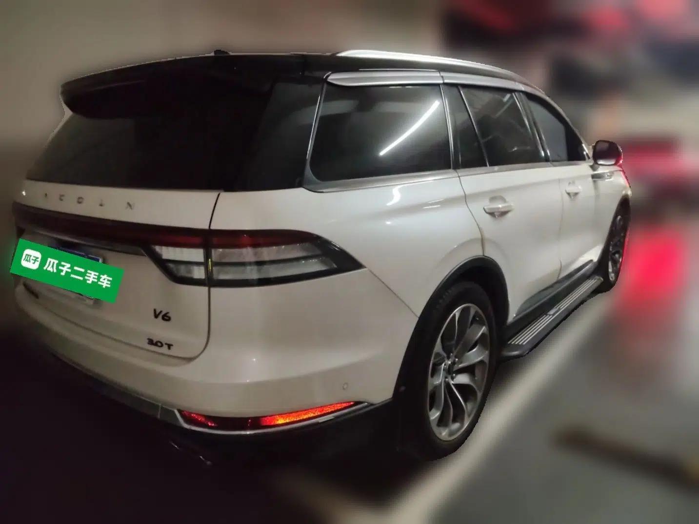 Lincoln Aviator 2020 3.0T V6 All-Wheel Drive Executive Version — миниатюра 6