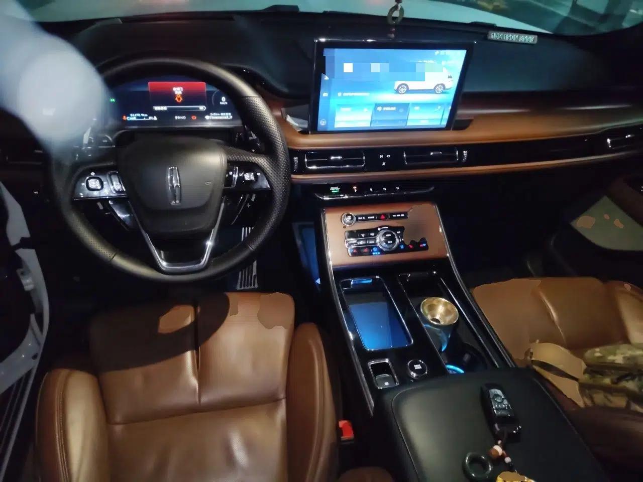 Lincoln Aviator 2020 3.0T V6 All-Wheel Drive Executive Version — миниатюра 9
