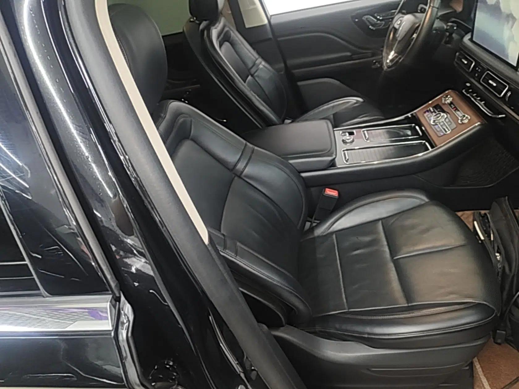 Lincoln Aviator 2020 3.0T V6 Four-Wheel Drive Premium Edition — миниатюра 19