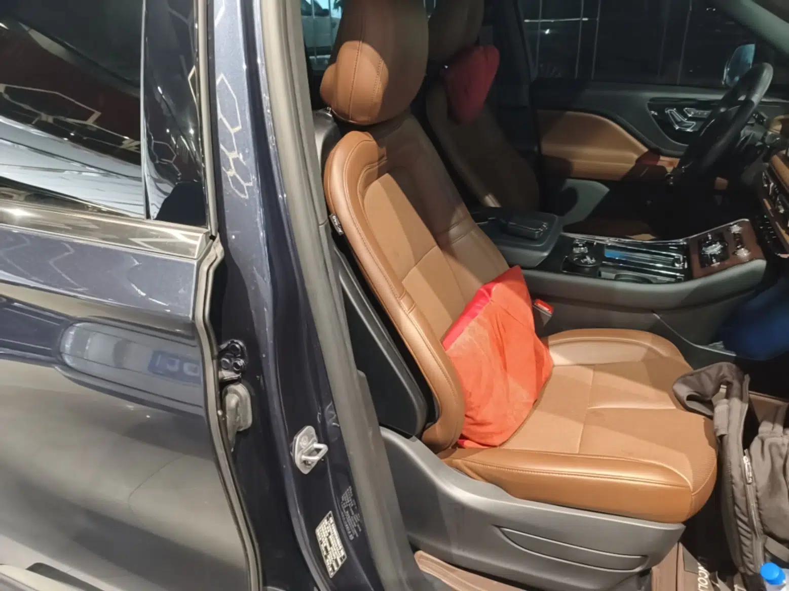 Lincoln Aviator 2023 3.0T V6 All-Wheel-Drive Zunya Cruise Version Six Seats — миниатюра 19