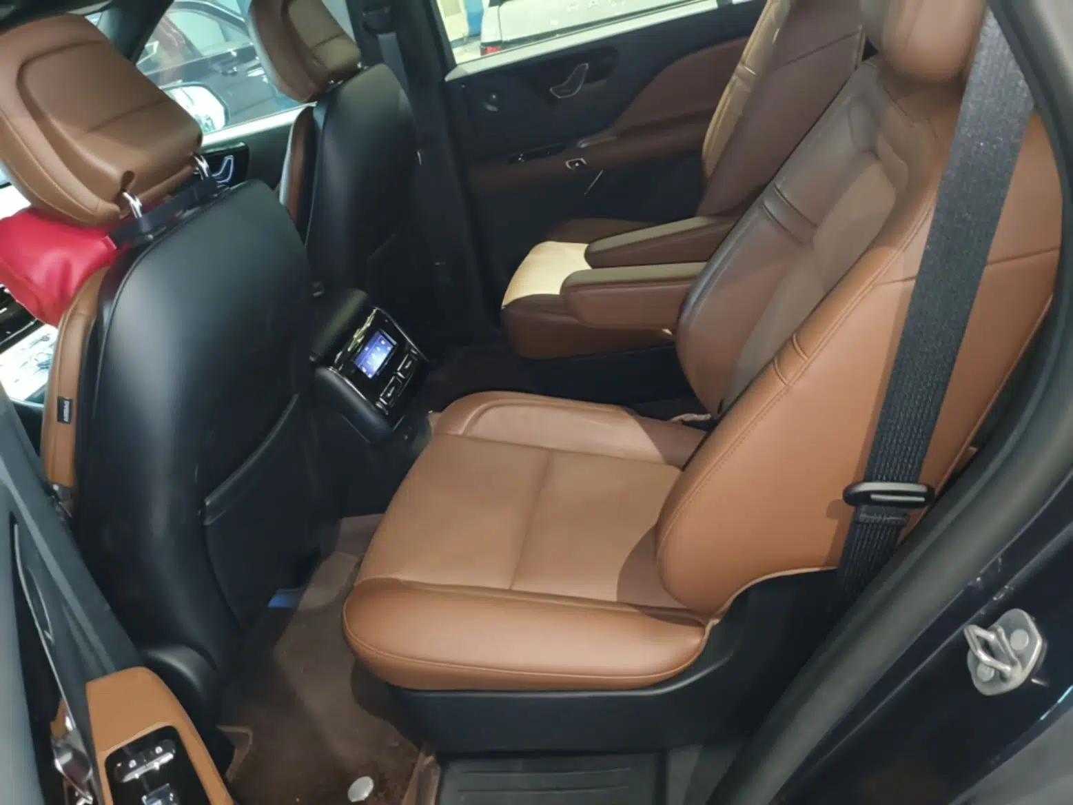 Lincoln Aviator 2023 3.0T V6 All-Wheel-Drive Zunya Cruise Version Six Seats — миниатюра 20