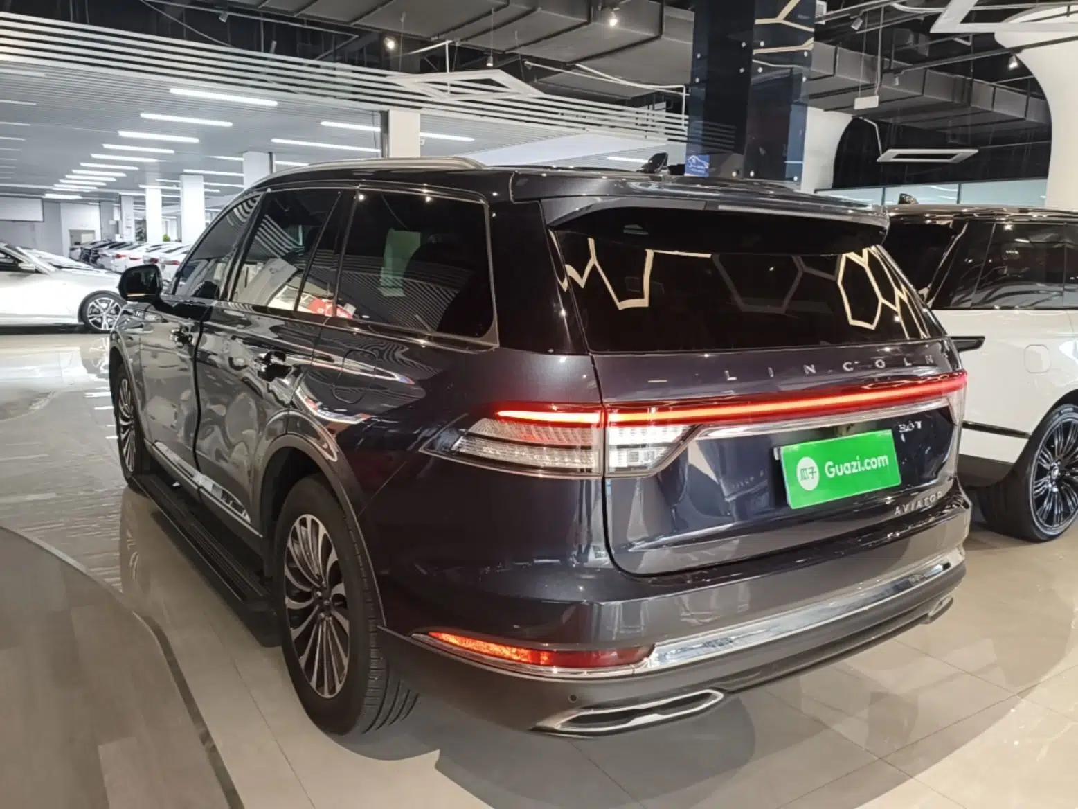 Lincoln Aviator 2023 3.0T V6 All-Wheel-Drive Zunya Cruise Version Six Seats — миниатюра 4