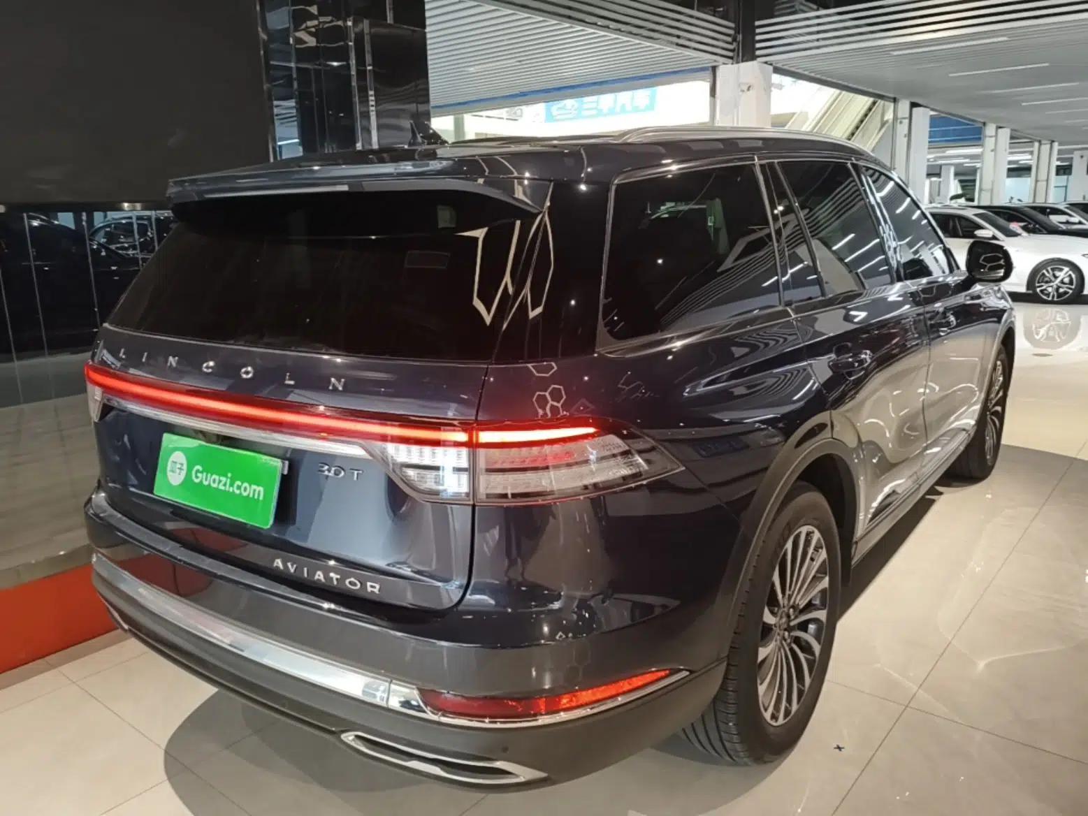 Lincoln Aviator 2023 3.0T V6 All-Wheel-Drive Zunya Cruise Version Six Seats — миниатюра 6