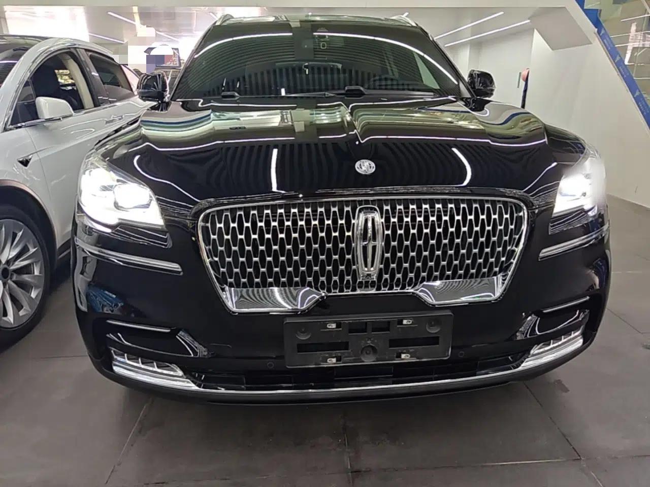 Lincoln Aviator 2021 3.0T V6 All-Wheel-Drive Executive Edition — миниатюра 2
