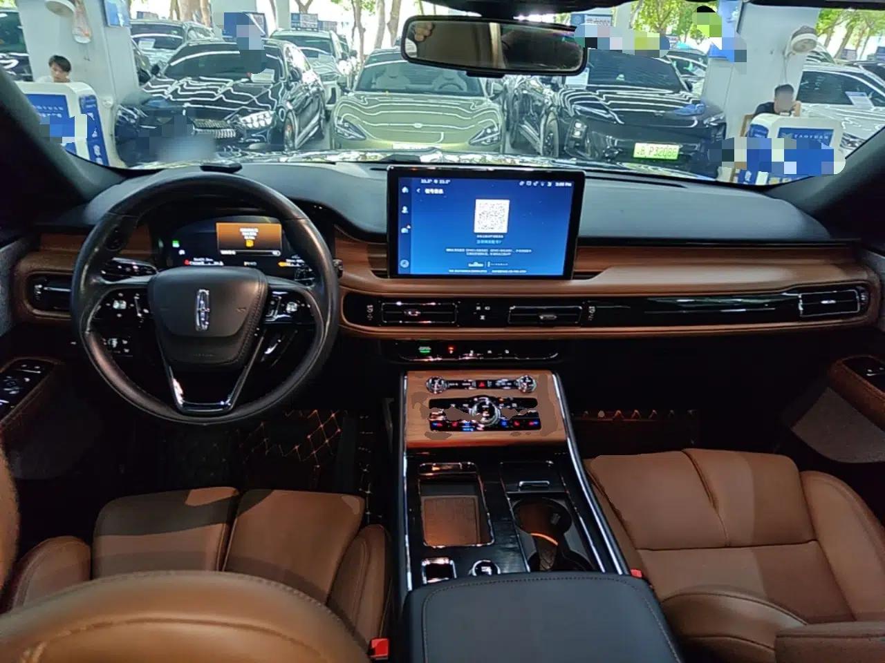 Lincoln Aviator 2021 3.0T V6 All-Wheel-Drive Executive Edition — миниатюра 12
