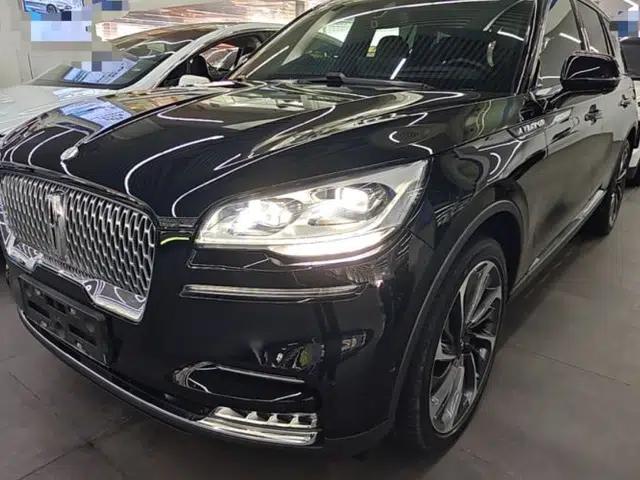 Lincoln Aviator 2021 3.0T V6 All-Wheel-Drive Executive Edition
