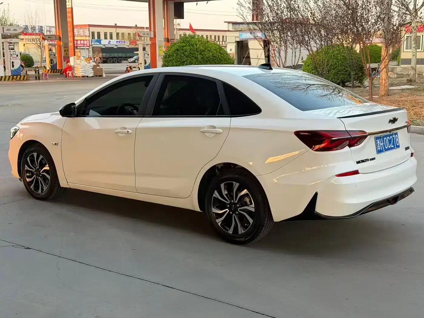 Chevrolet Cruze 2020 Mild Hybrid RS 330T Automatic Comfort Edition — миниатюра 4