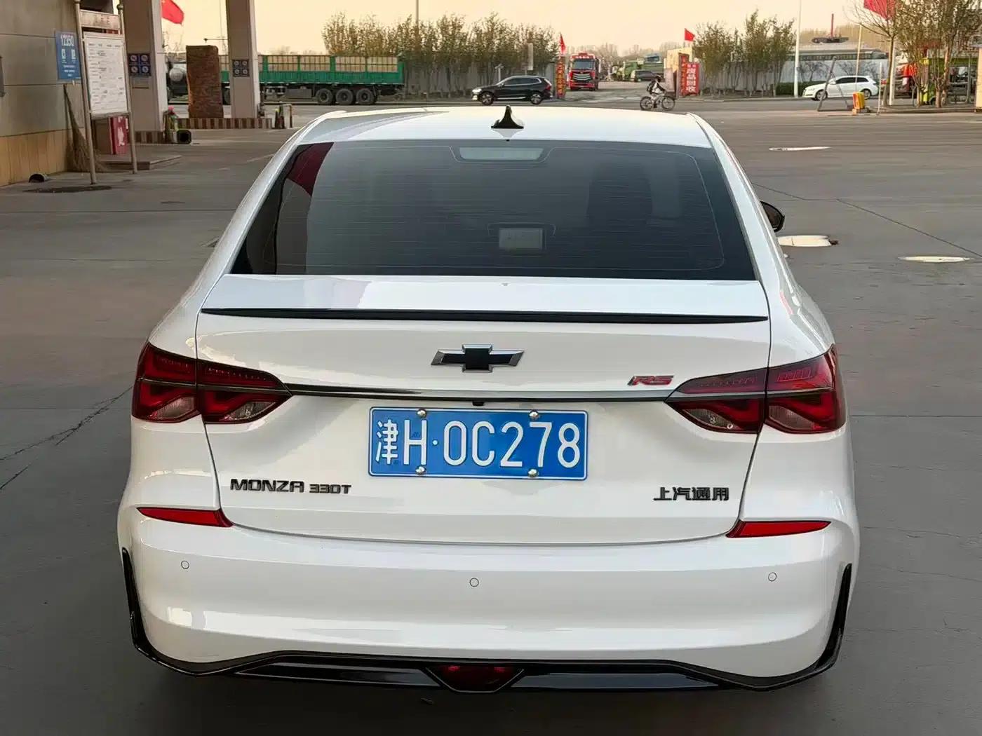 Chevrolet Cruze 2020 Mild Hybrid RS 330T Automatic Comfort Edition — миниатюра 5