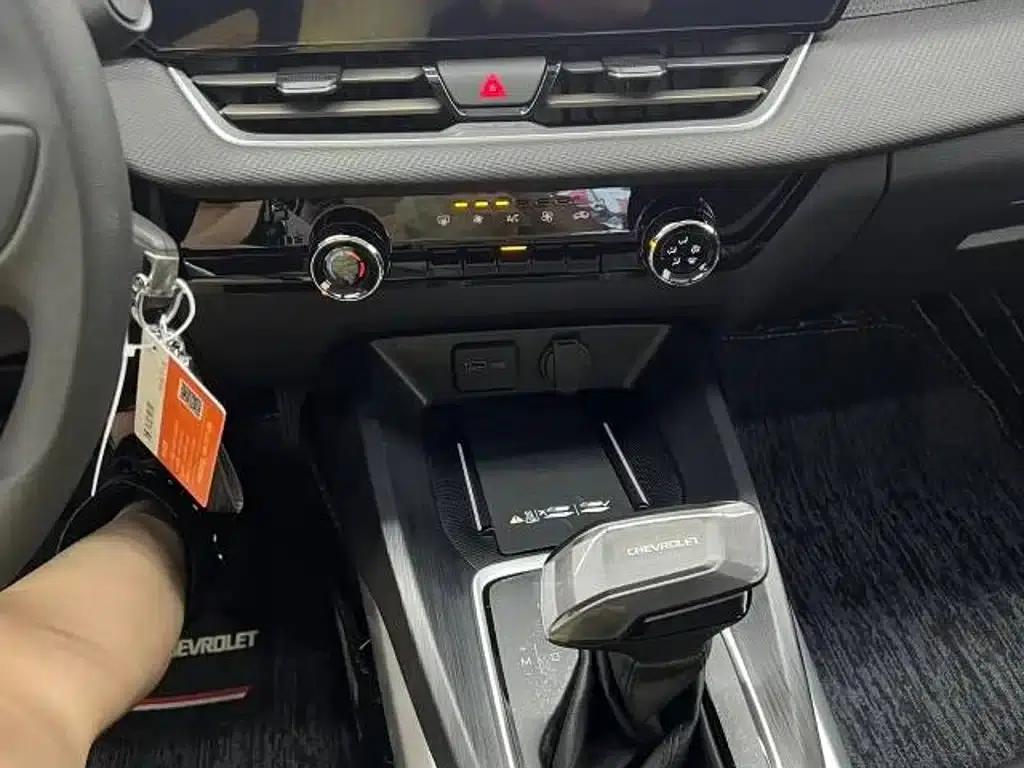Chevrolet Cruze 2023 1.5L Dual-Clutch Enjoy Edition — миниатюра 13