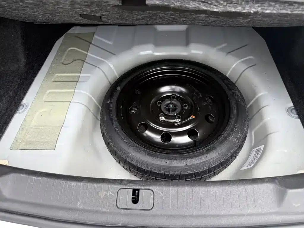 Chevrolet Cruze 2022 320 Automatic Enjoy Sunroof Edition — миниатюра 10