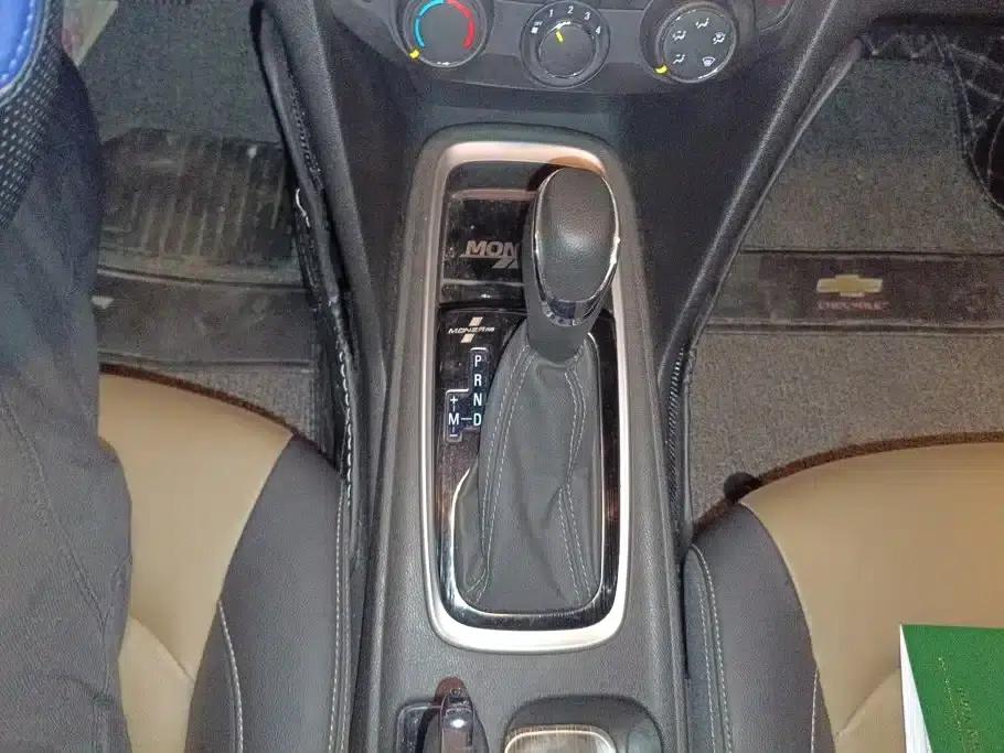 Chevrolet Cruze 2022 320 Automatic Enjoy Edition — миниатюра 16