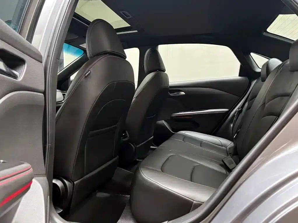 Chevrolet Cruze 2020 Mild Hybrid RS 330T Automatic Comfort Edition — миниатюра 10