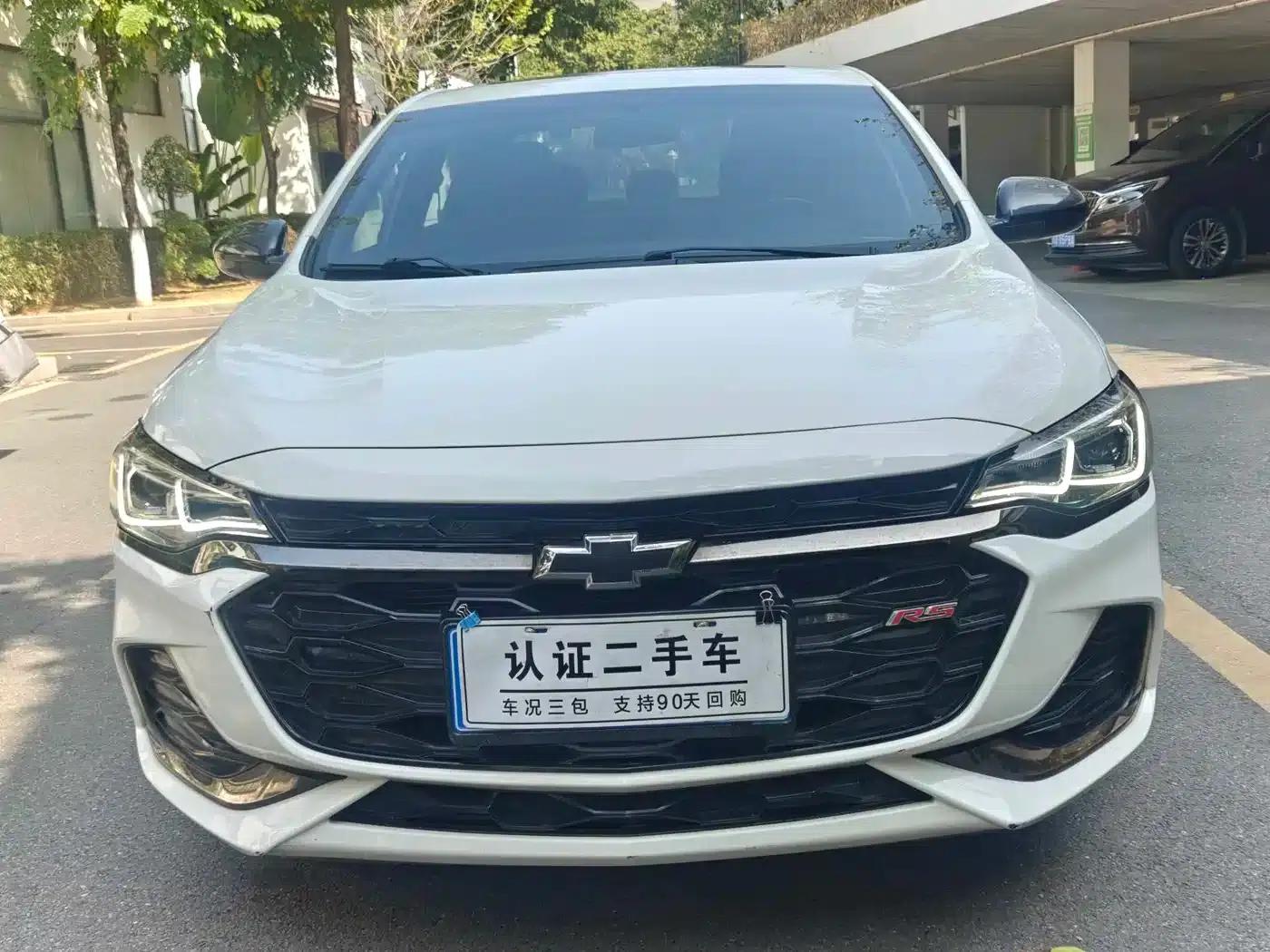 Chevrolet Cruze 2022 Mild Hybrid RS 330T Automatic Comfort Edition — миниатюра 2