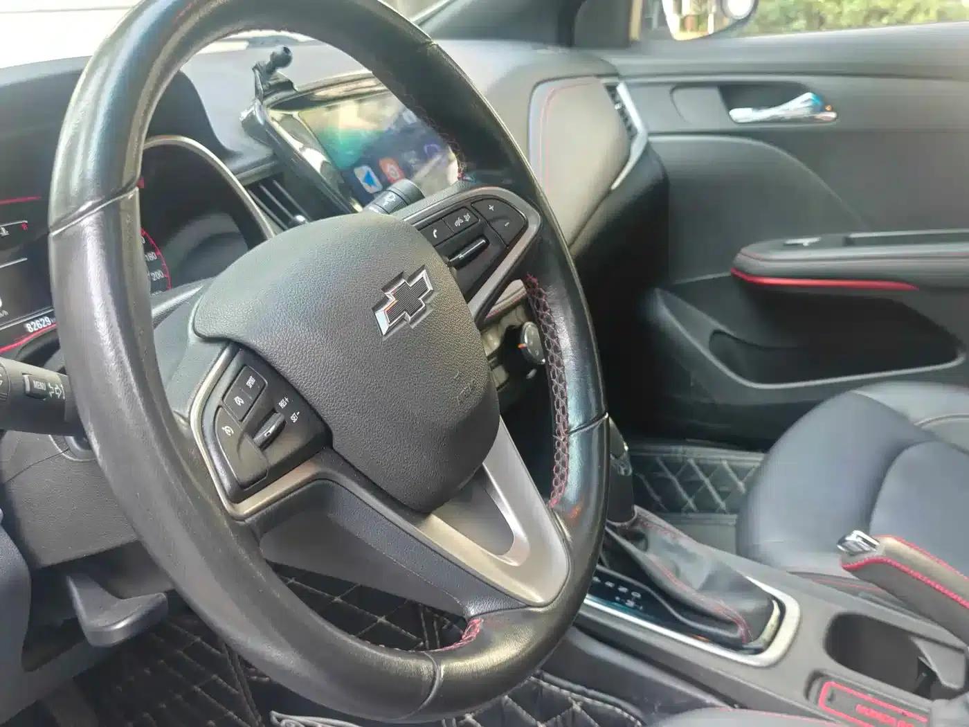 Chevrolet Cruze 2022 Mild Hybrid RS 330T Automatic Comfort Edition — миниатюра 14