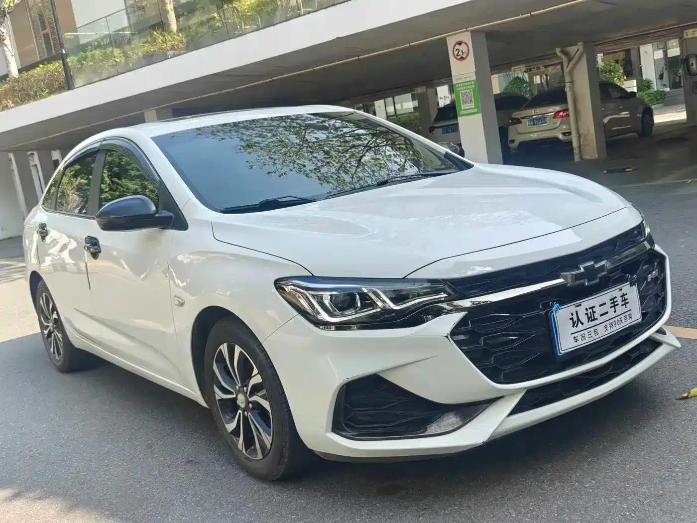 Chevrolet Cruze 2022 Mild Hybrid RS 330T Automatic Comfort Edition — миниатюра 3