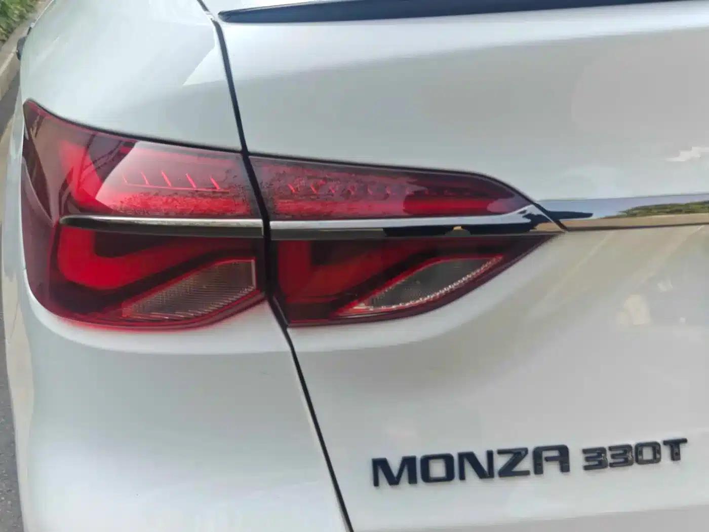 Chevrolet Cruze 2022 Mild Hybrid RS 330T Automatic Comfort Edition — миниатюра 30