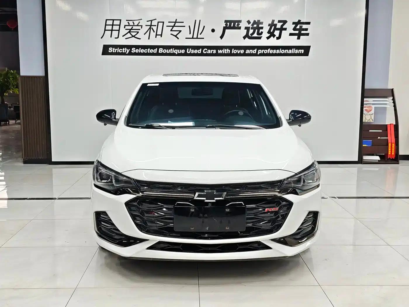 Chevrolet Cruze 2020 Mild Hybrid RS 330T Automatic Comfort Edition — миниатюра 2
