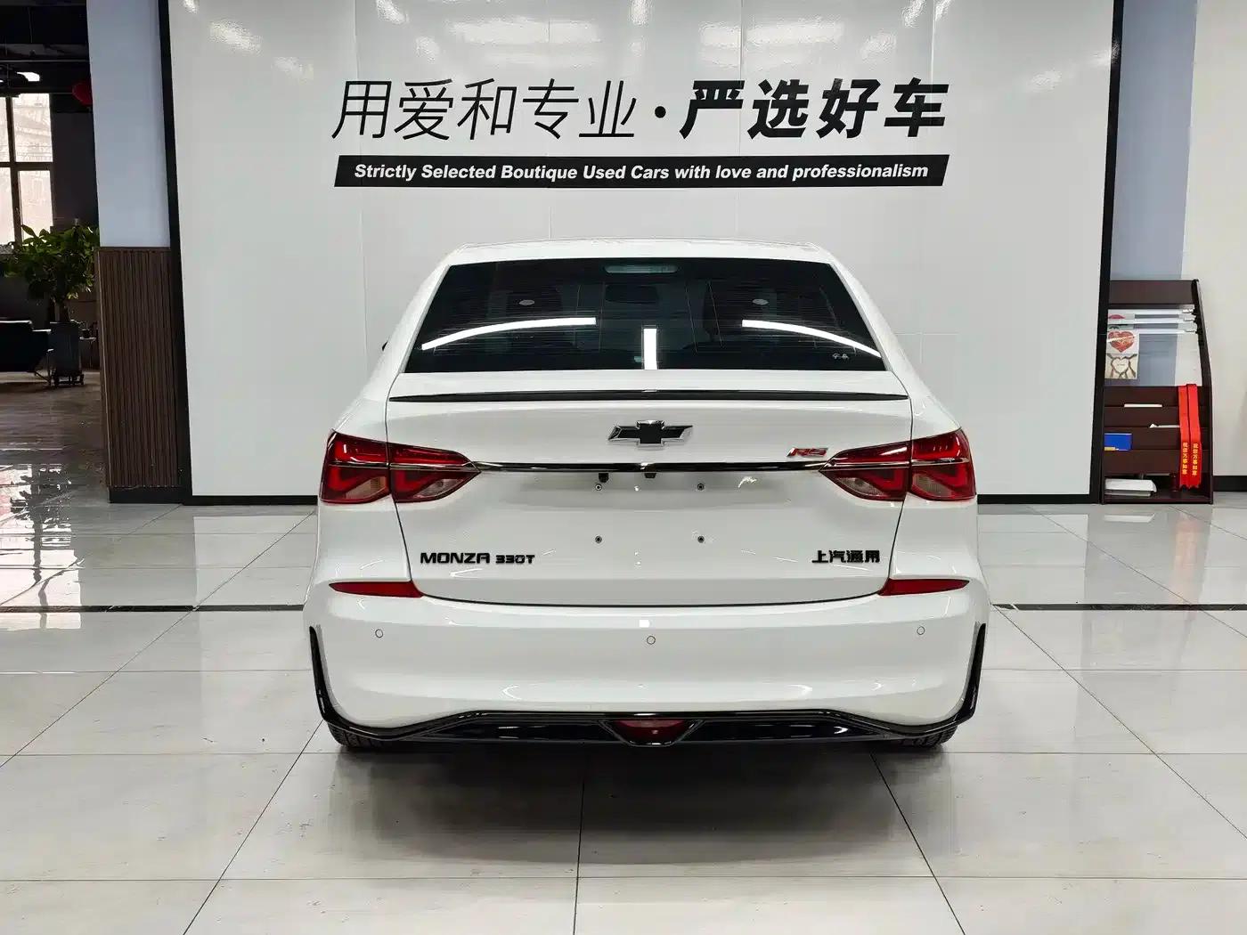Chevrolet Cruze 2020 Mild Hybrid RS 330T Automatic Comfort Edition — миниатюра 4